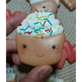 Cupcake körvonal sütikiszúró - Mesi Mézi Design
