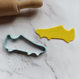Foci cipő körvonal sütikiszúró - Mesi Mézi Design