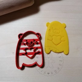 Cuki maci szívvel sütikiszúró