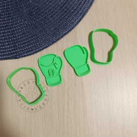 Boxkesztyű pár sütikiszúró 