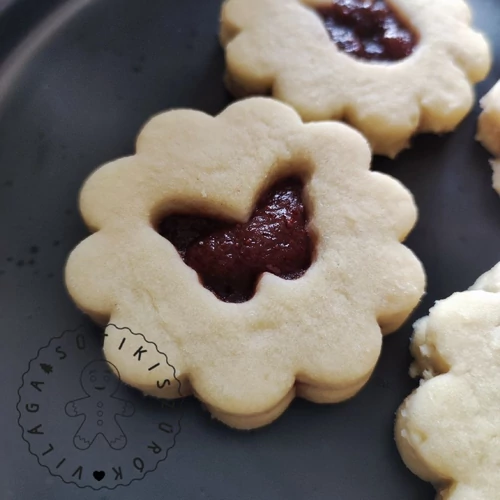 Belső pillangó  - Linzer sütikiszúró