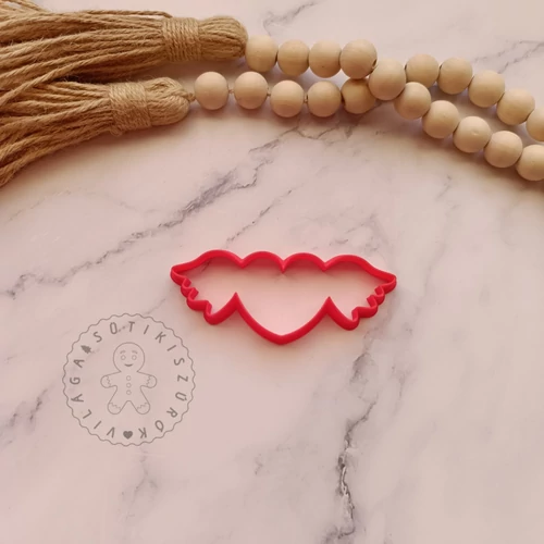 Szív szárnyakkal körvonal sütikiszúró